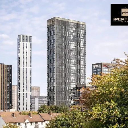 Mercian Luxury Apartments: City Centre Living with Rooftop Terrace Birmingham Exterior photo