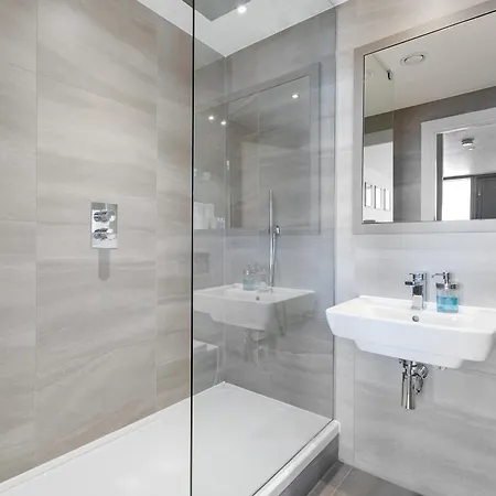 Mercian Luxury Apartments: City Centre Living with Rooftop Terrace Birmingham Exterior photo