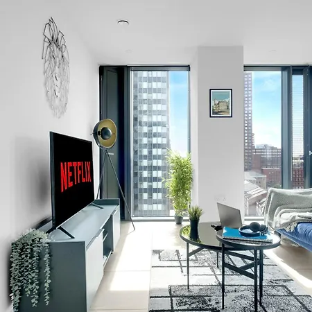 Mercian Luxury Apartments: City Centre Living with Rooftop Terrace Birmingham Exterior photo