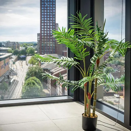 Mercian Luxury Apartments: City Centre Living with Rooftop Terrace Birmingham Exterior photo