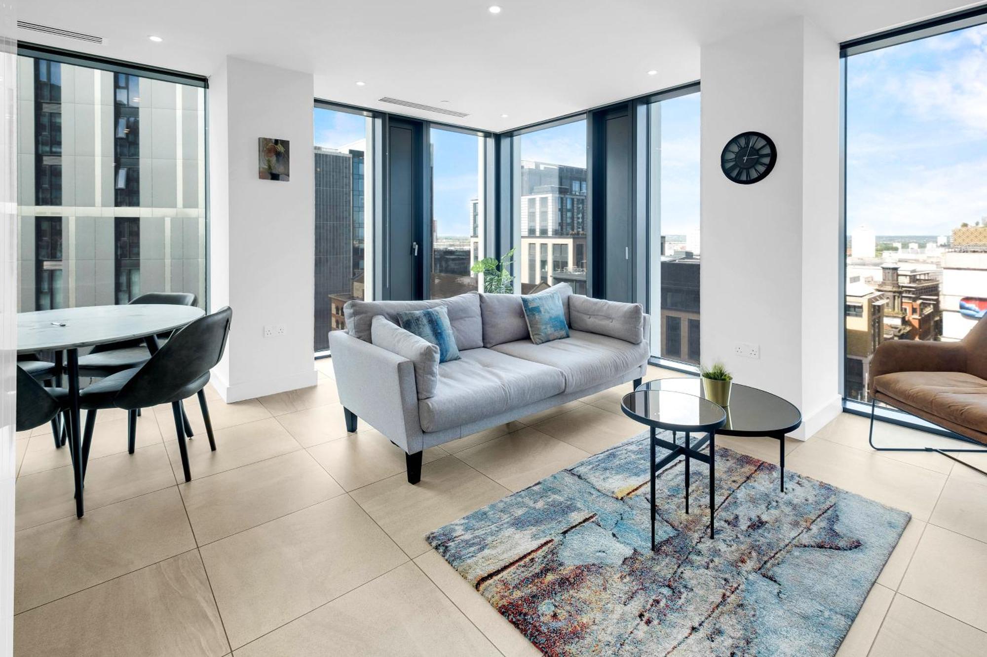Mercian Luxury Apartments: Centre Living With Rooftop Terrace Apartment Birmingham