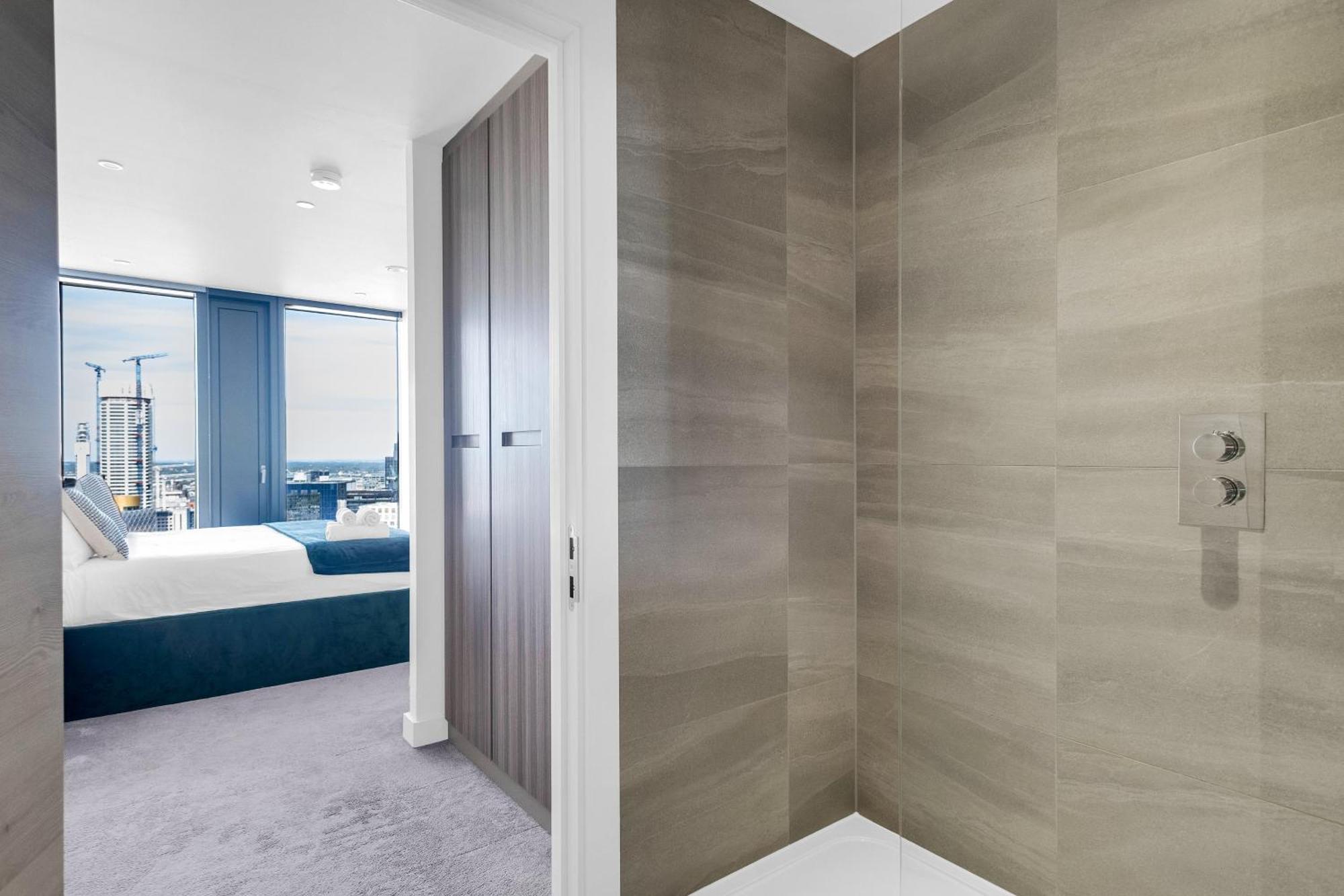 Apartment Mercian Luxury Apartments: Centre Living With Rooftop Terrace Birmingham