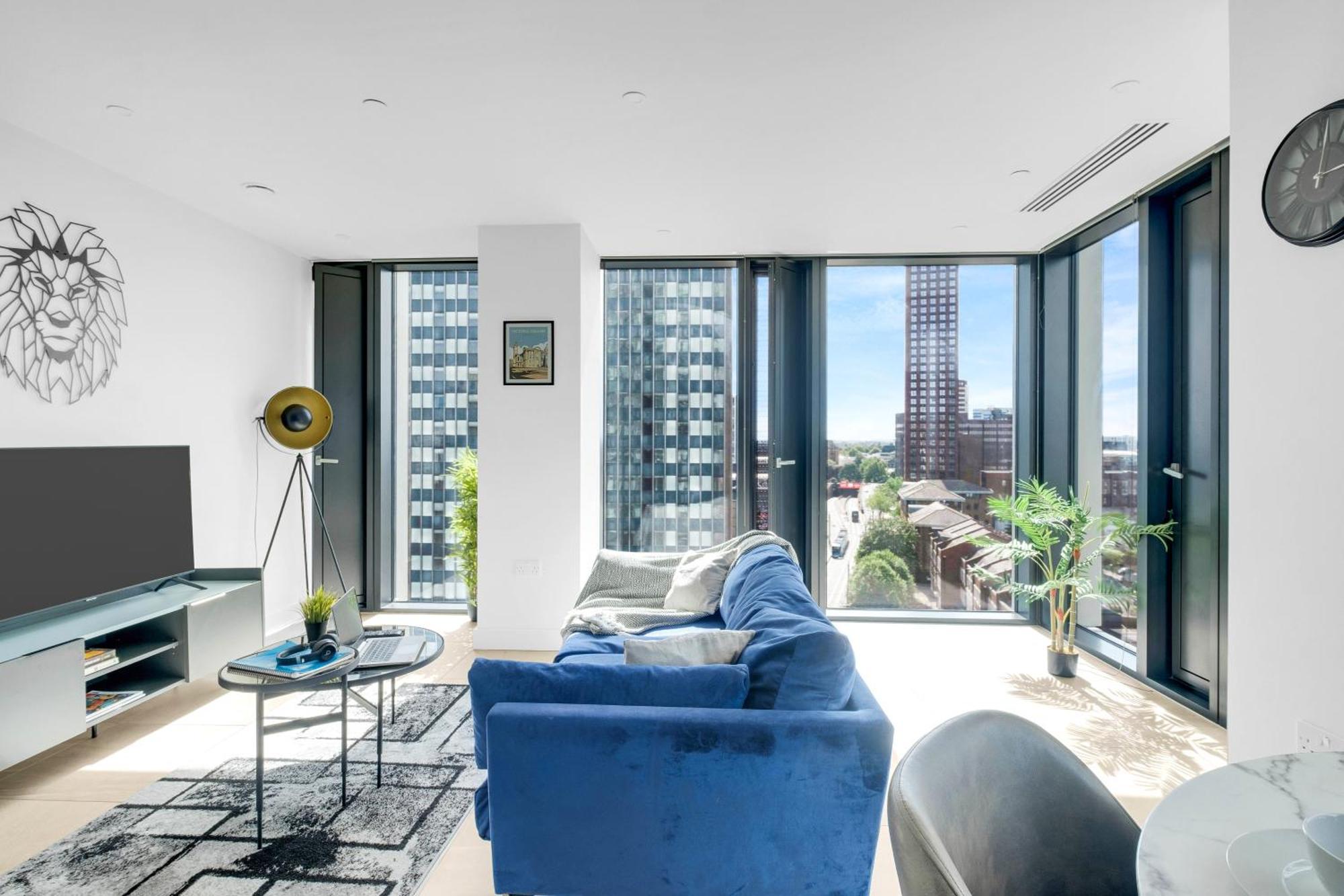 Mercian Luxury Apartments: Centre Living With Rooftop Terrace *