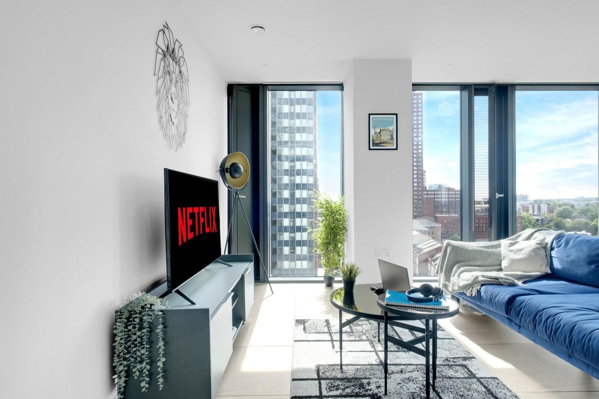 Mercian Luxury Apartments: Centre Living With Rooftop Terrace Birmingham