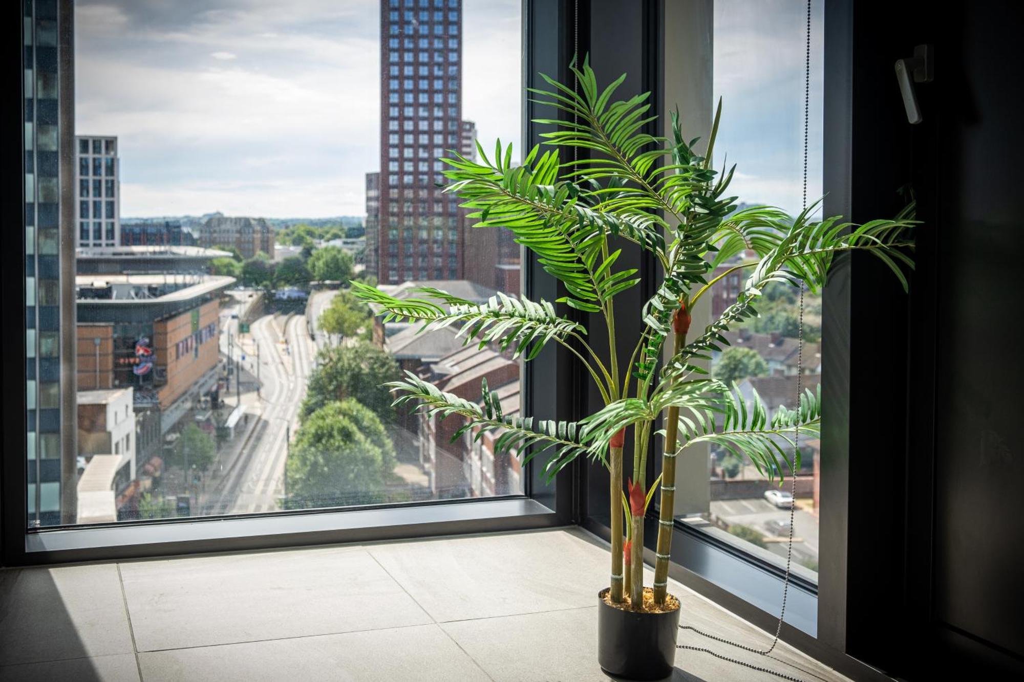 Mercian Luxury Apartments: Centre Living With Rooftop Terrace