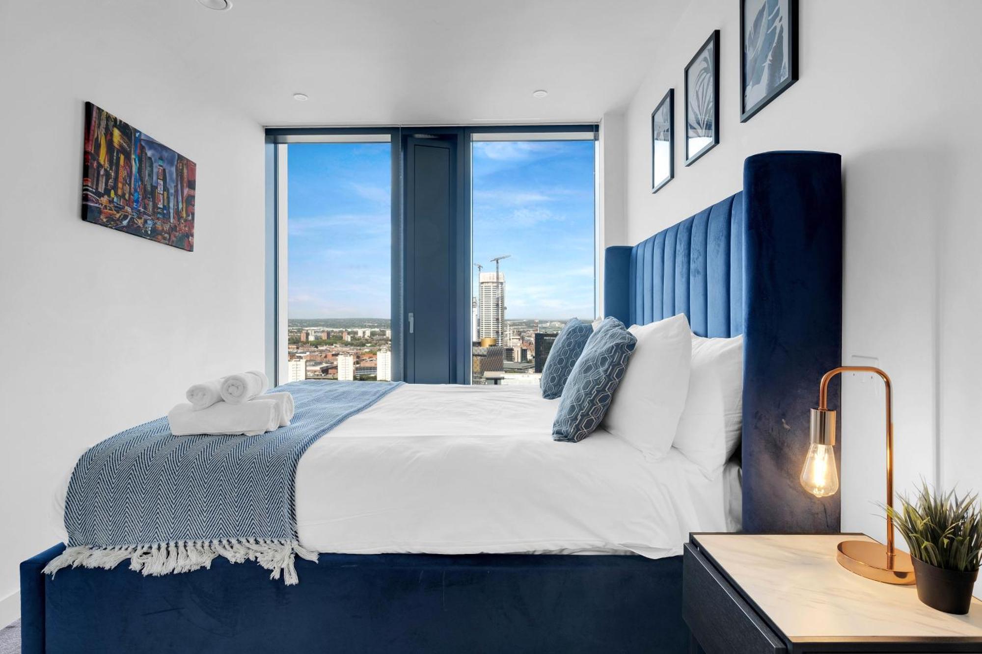 Mercian Luxury Apartments: Centre Living With Rooftop Terrace Apartment